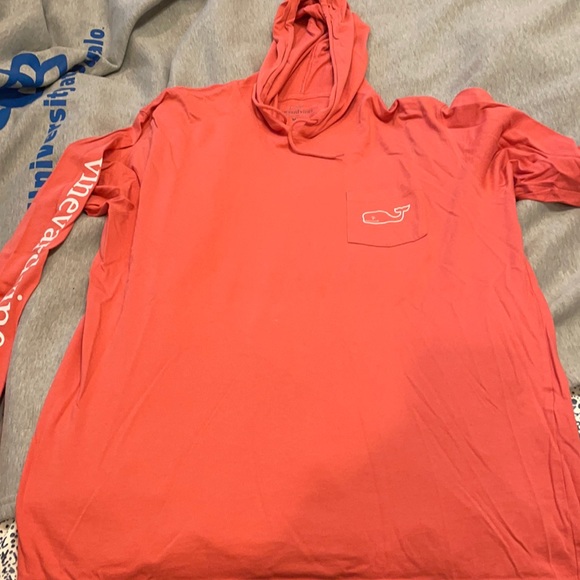 Vineyard Vines Other - Men’s Vineyard Vines Lightweight Hoodie